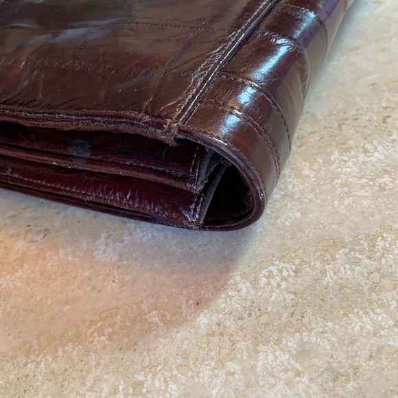 GENUINE EEL Brown Flap Clutch, 2 sections, pockets, detachable strap. Pristine! - Picture 8 of 17